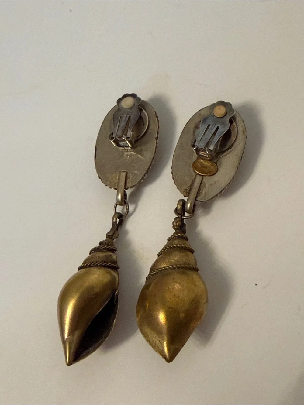 HEIDI DAUS for JIM WALTERS VINTAGE EARRINGS CLIP BRASS SHELL OVAL BONE BEZEL